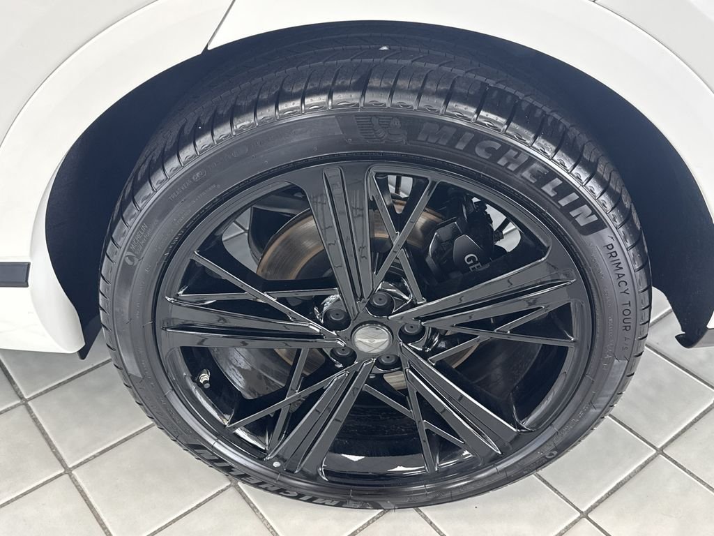 New 2026 White Genesis 3.5T e-SC image 18