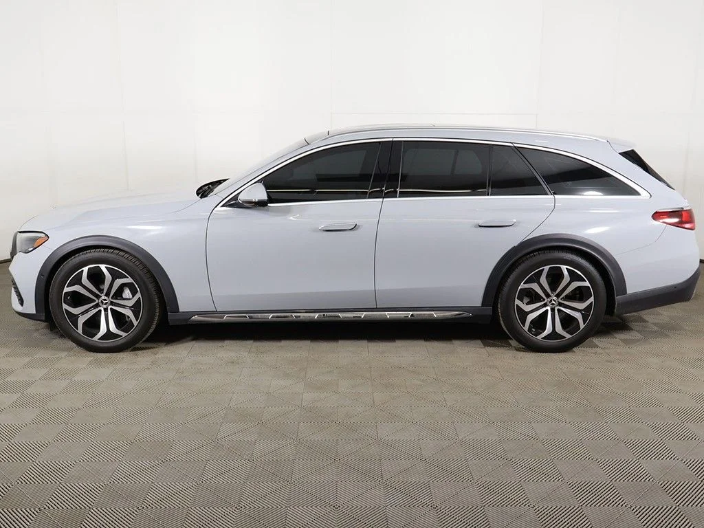 Used 2025 Alpine Grey Mercedes-Benz E 450 image 18