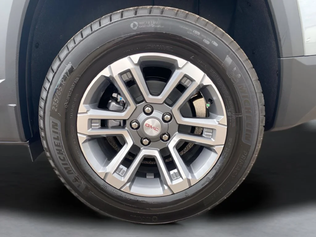 New 2027 Sterling Metallic GMC Elevation image 31