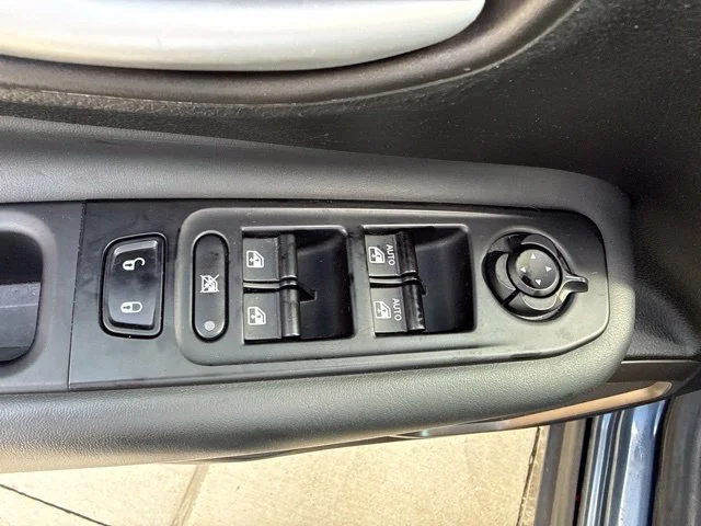 Certified Used 2023 Blue Jeep Latitude image 12