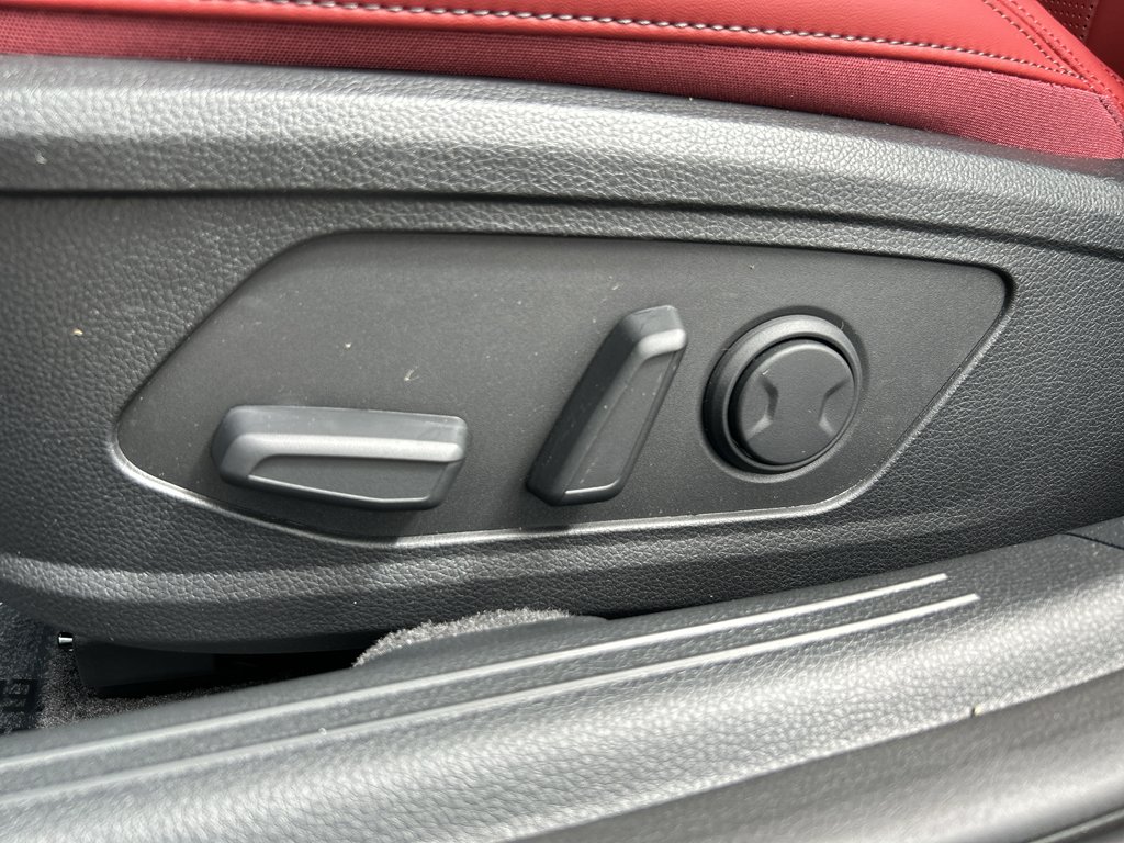New 2026 Wolf Gray Kia GT-Line AWD image 19