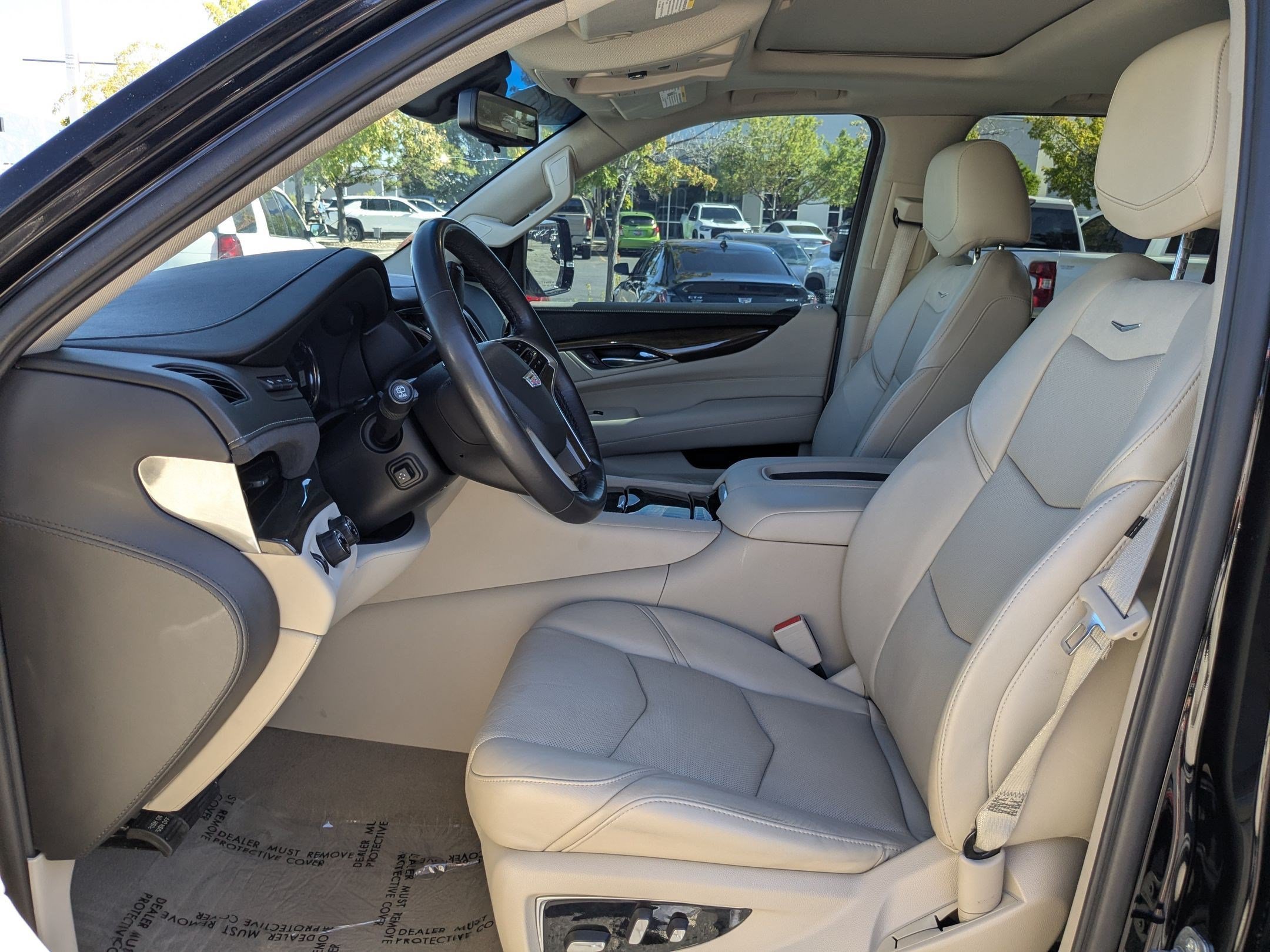 2020 Cadillac Escalade ESV Luxury - Photo 25