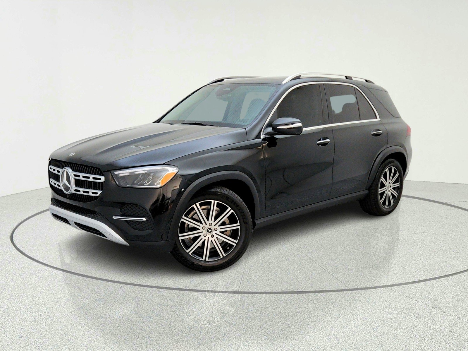 Certified Used 2025 Black Mercedes-Benz GLE 350 image 1