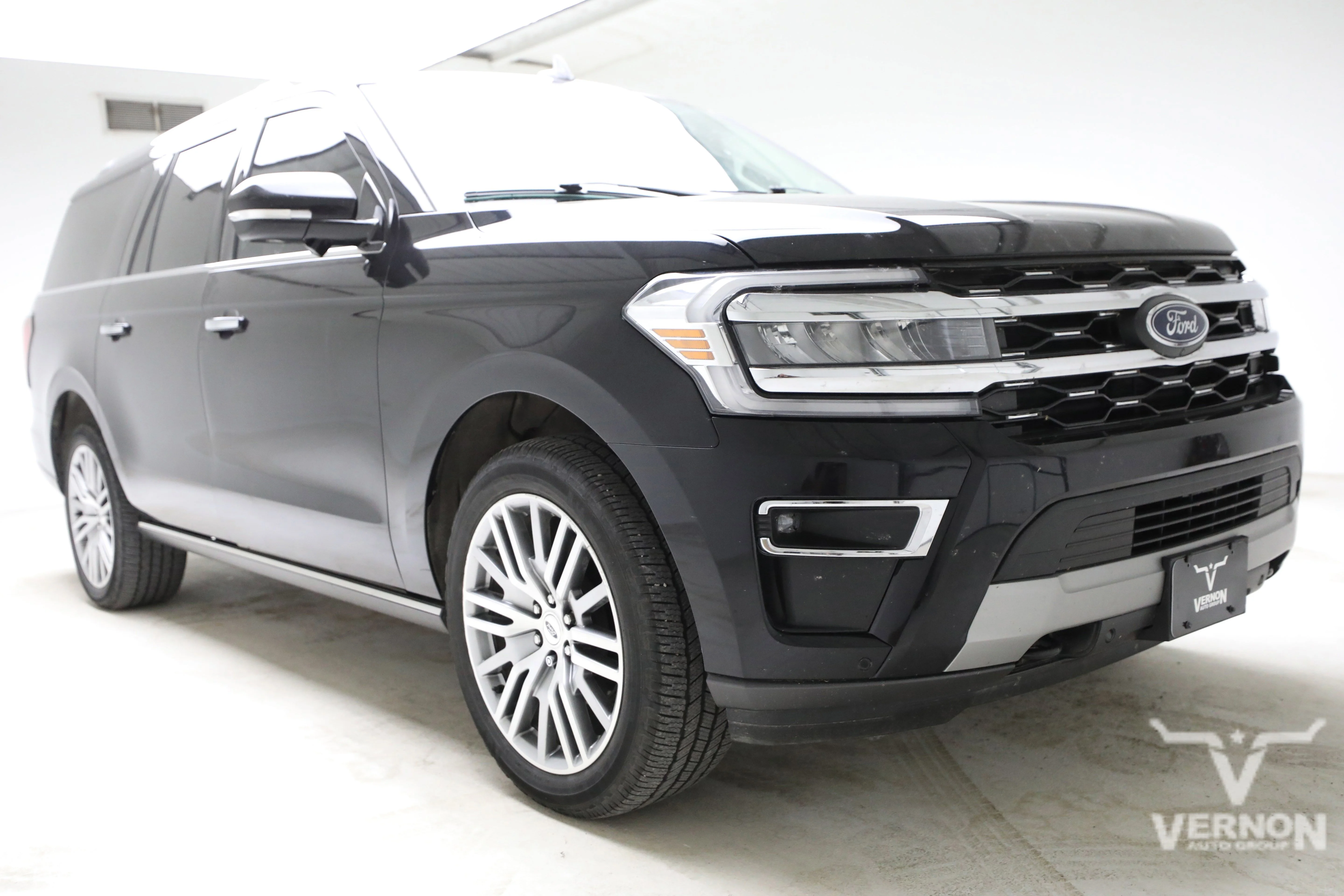 Pre-Owned 2023 Ford Expedition Max Limited 4x4