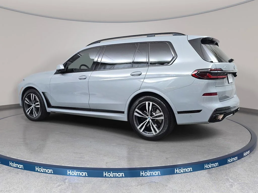 Used 2024 Brooklyn Gray Metallic BMW xDrive40i image 7