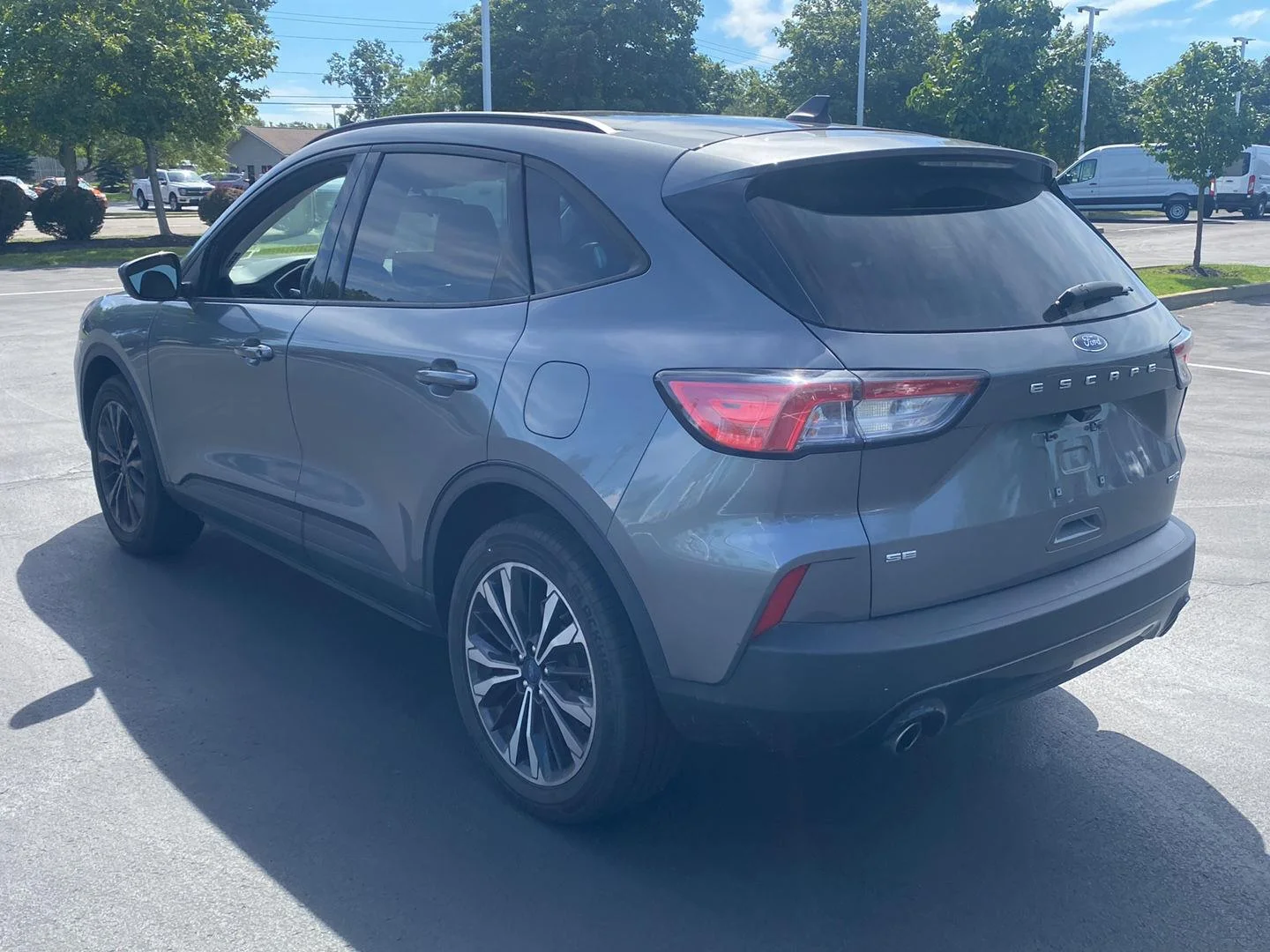Used 2022 Carbonized Gray Ford SE image 9