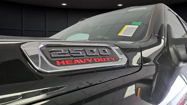 New 2026 Diamond Black Crystal Pearl-Coat Exterior Paint RAM Big Horn image 42