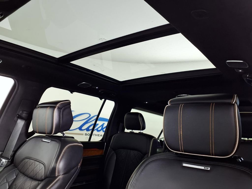 2024 Jeep Grand Wagoneer L Series III - Photo 15