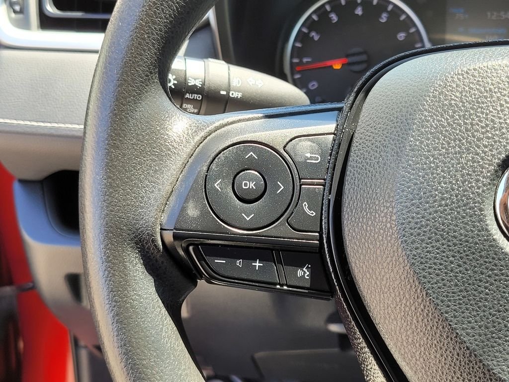 Used 2020 Red Toyota XLE image 25