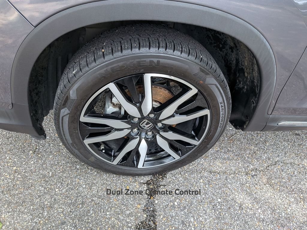 Used 2022 Gray Honda Elite image 12