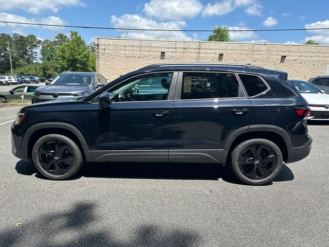 New 2026 Black Volkswagen 1.5T SE Black image 8