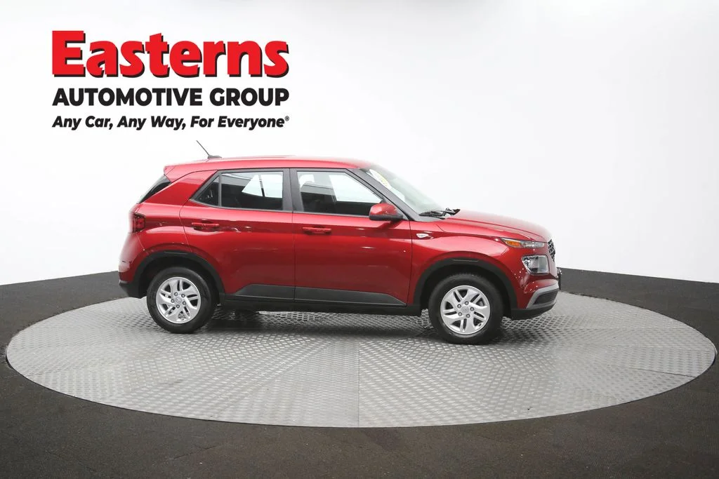 Used 2025 Red Hyundai SE image 44