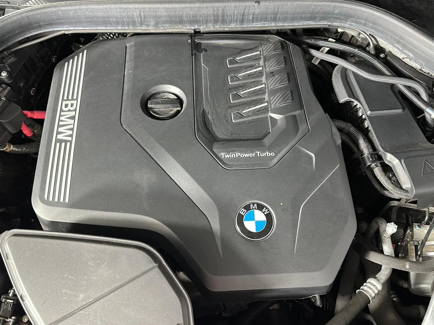 Used 2023 Dark Graphite Metallic BMW xDrive30i image 31