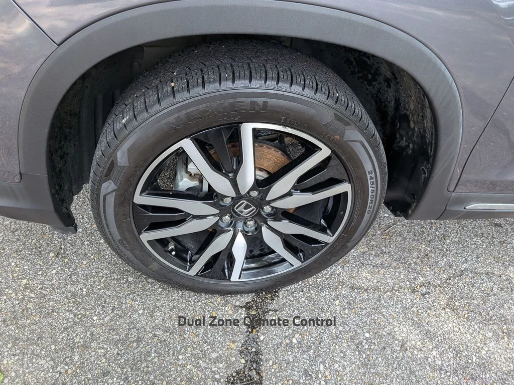 Used 2022 Gray Honda Elite image 12