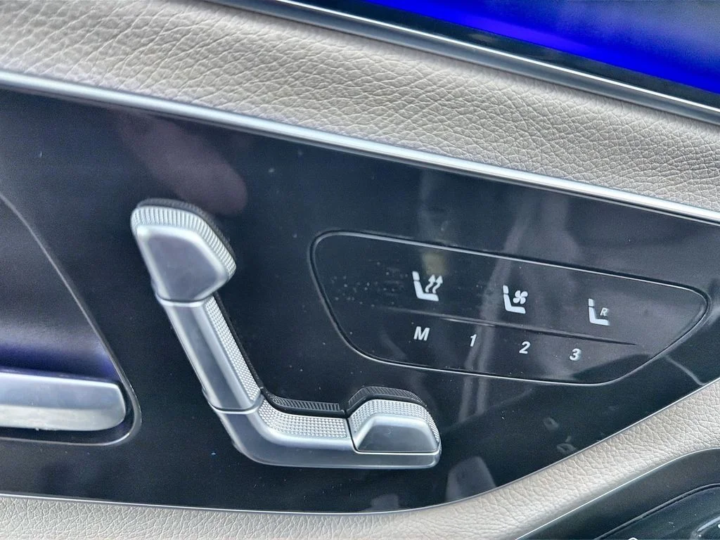 Used 2023 Gray Mercedes-Benz S 500 image 14