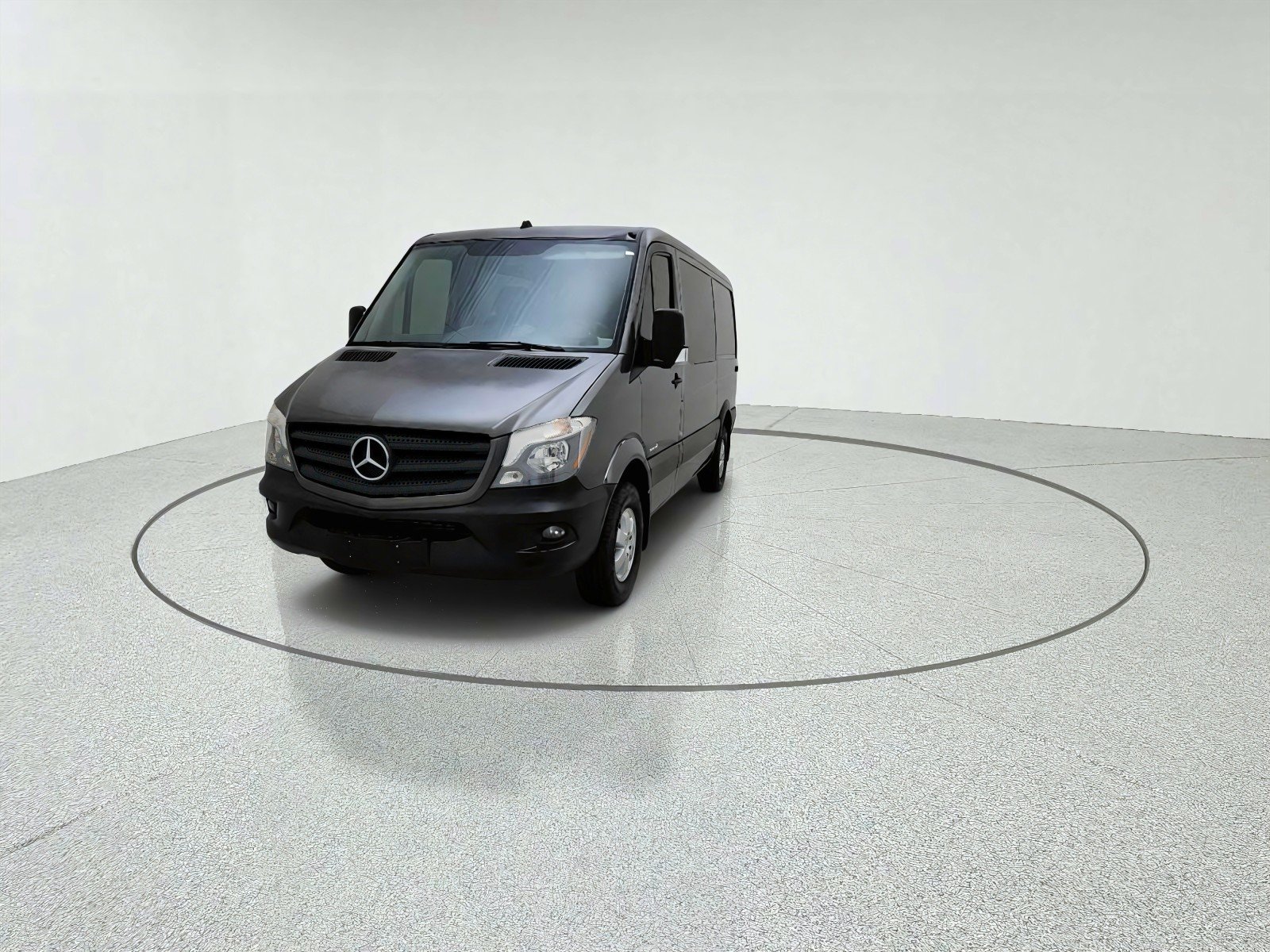 Used 2016 Graphite Gray Metallic Mercedes-Benz crew no seats image 2