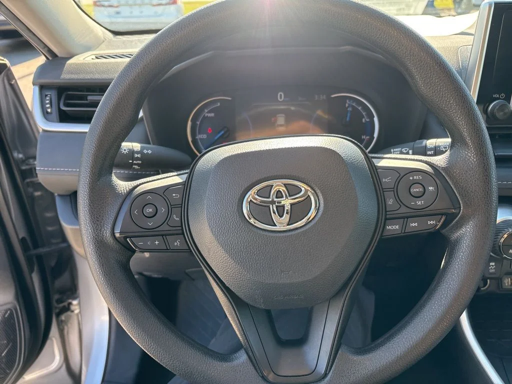Used 2024 Silver Toyota XLE image 21