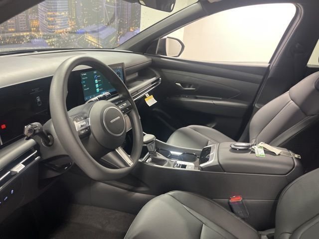 Used 2025 Gray Hyundai SEL image 10