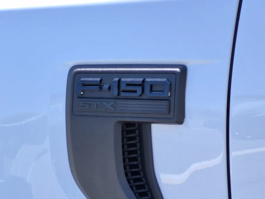Certified Used 2023 Oxford White Ford XL image 19