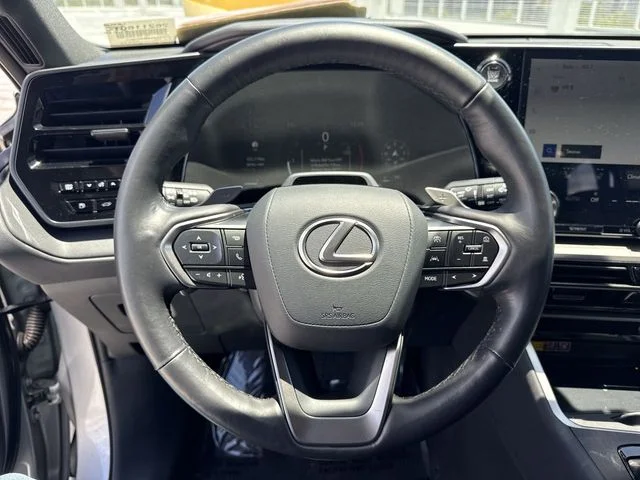 Used 2025 Silver Lexus 350 image 14