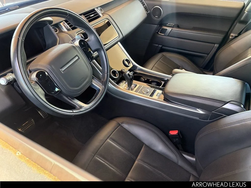 Used 2021 Gray Land Rover HSE Silver Edition image 9