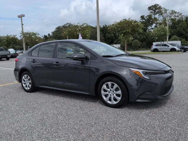 Certified Used 2025  Toyota LE image 2