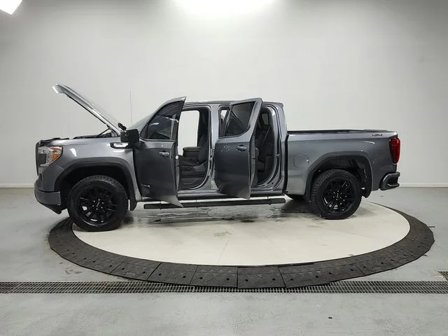 Used 2020 Gray GMC Elevation image 13