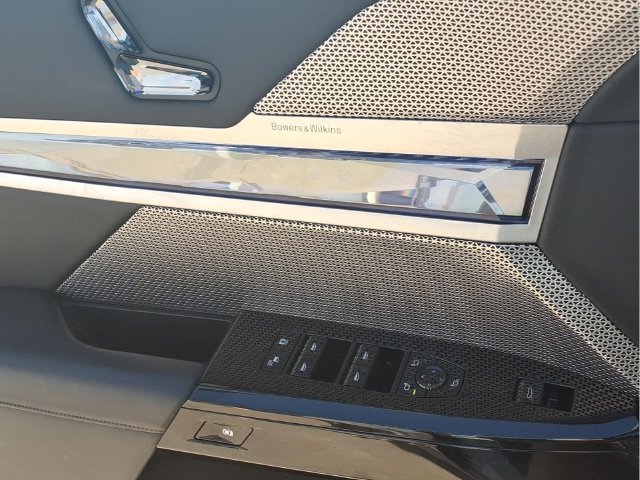 Used 2023 Gray BMW i xDrive image 16