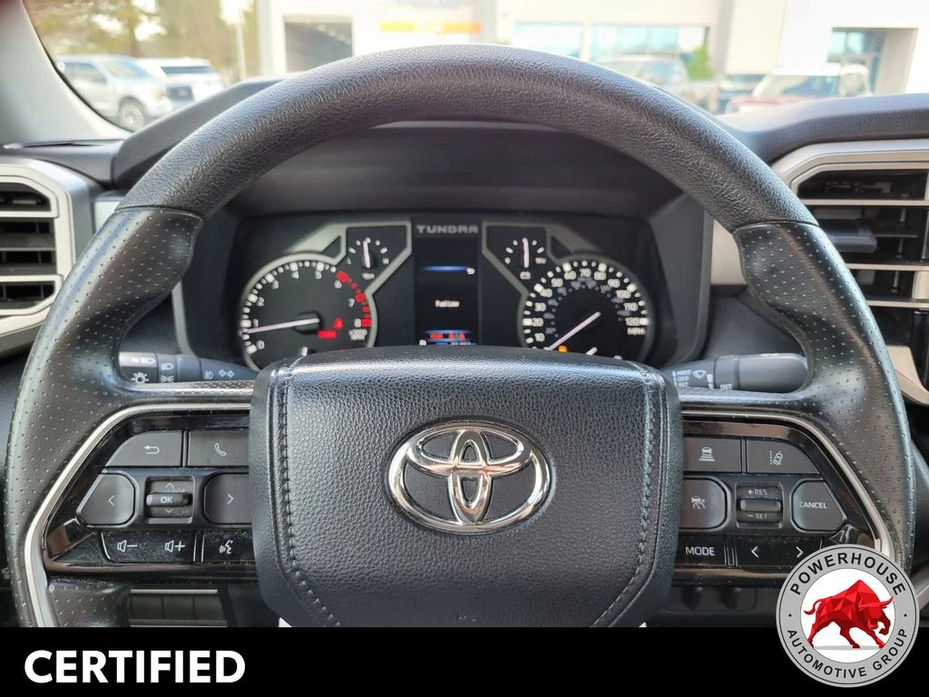 Used 2023 White Toyota SR5 image 31