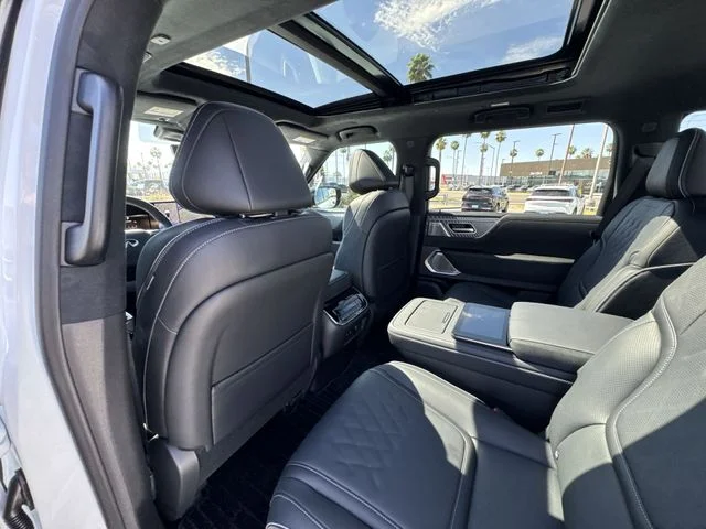 New 2026 Black INFINITI AUTOGRAPH image 22
