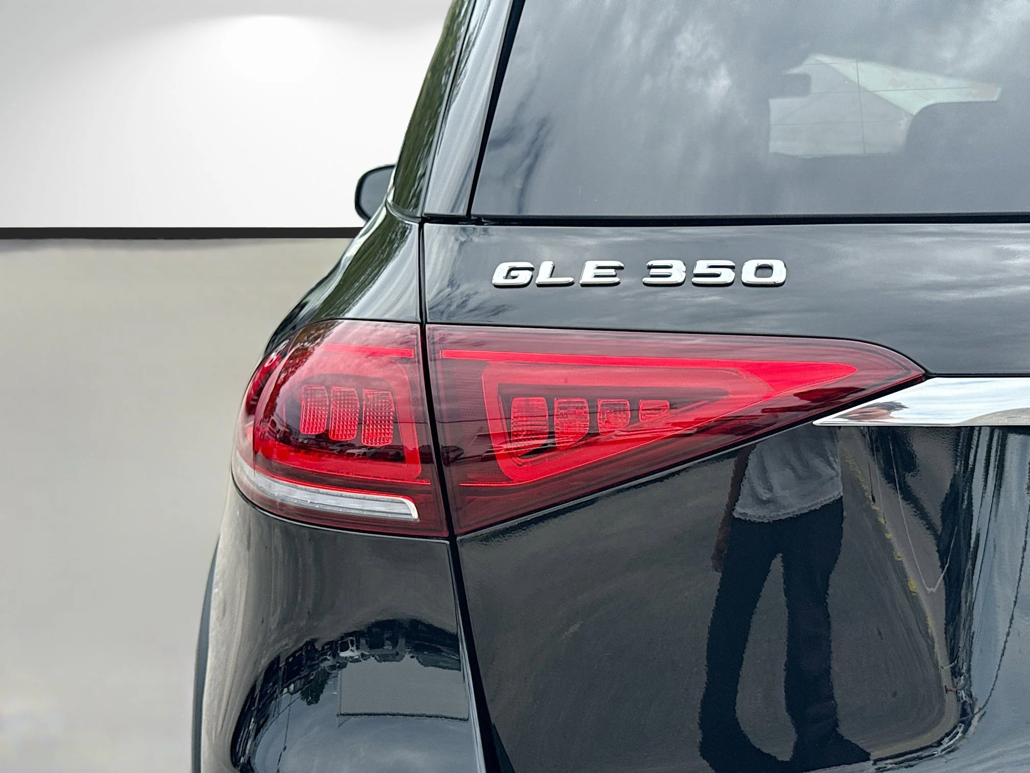 Used 2022 Black Mercedes-Benz GLE 350 image 10