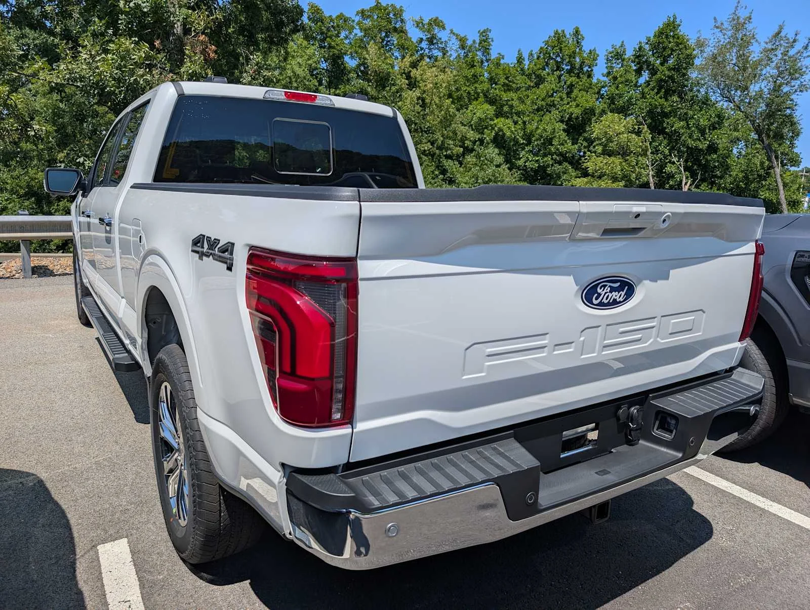 New 2026 Star White Metallic Tri-Coat Ford Lariat® image 9