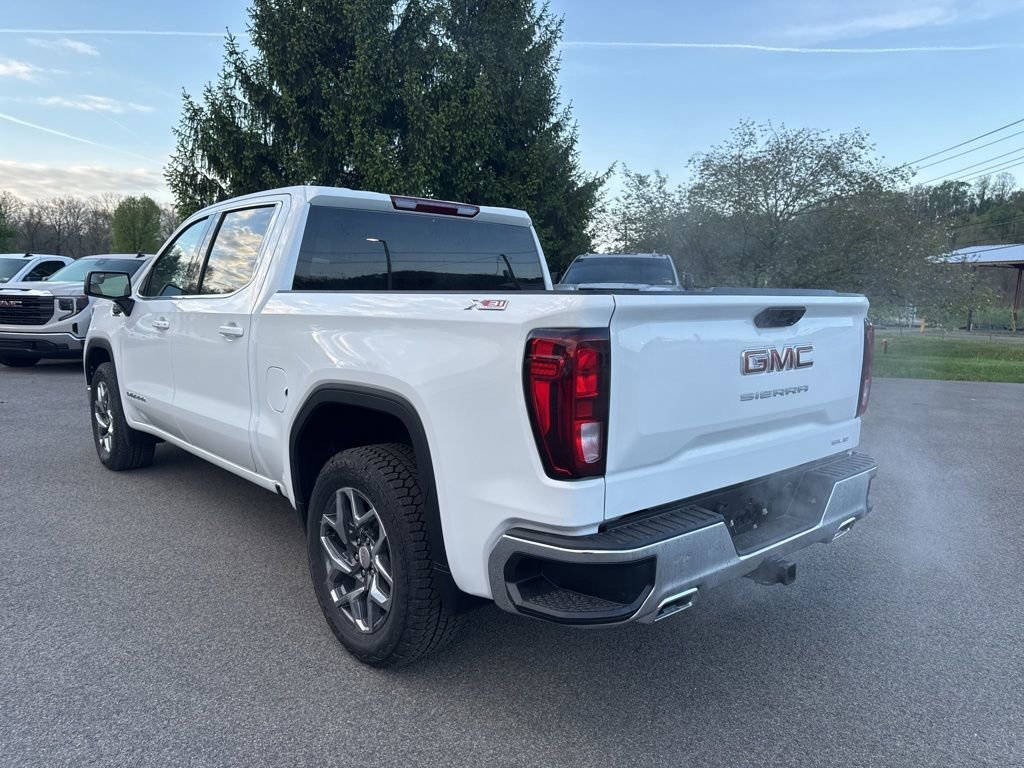 New 2026 Summit White GMC SLE image 4