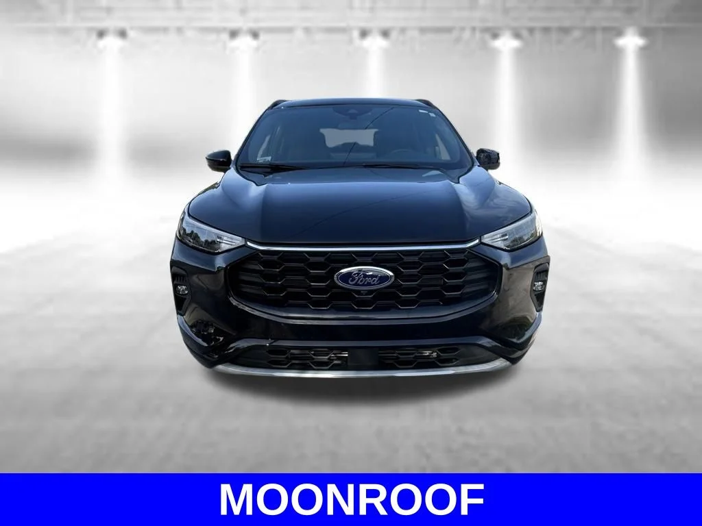 Used 2023 Black Metallic Ford ST-Line Select image 10
