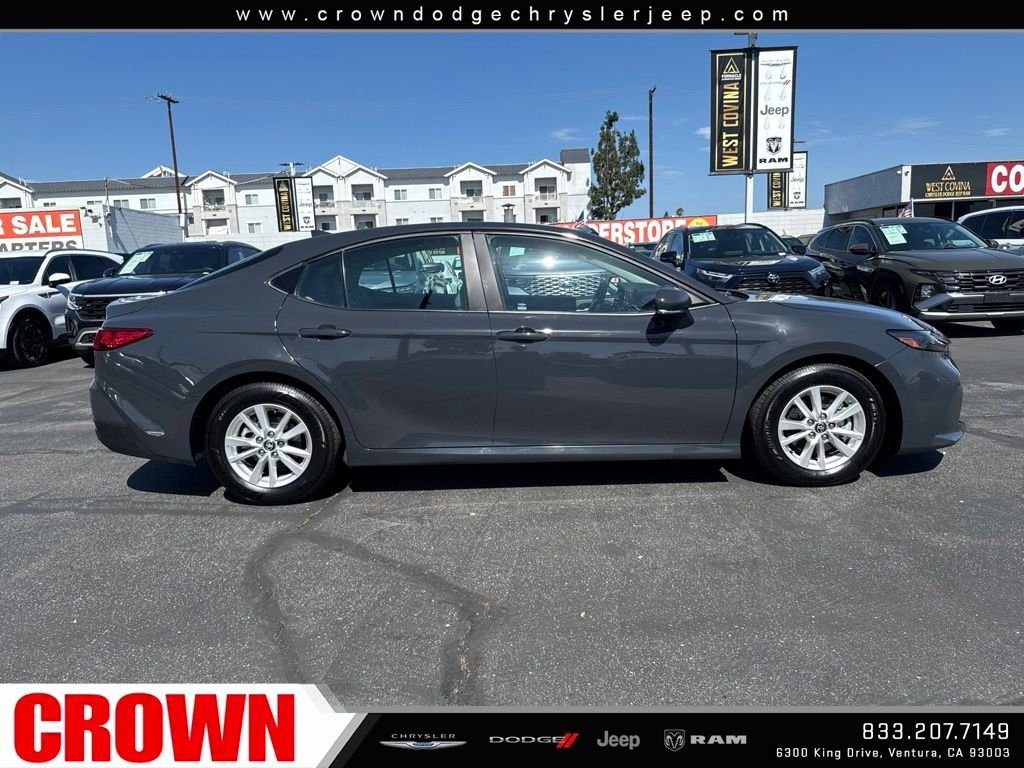 Used 2025  Toyota LE image 12