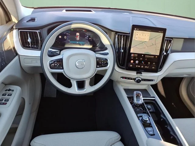New 2026 Crystal White Volvo T8 Ultra image 13