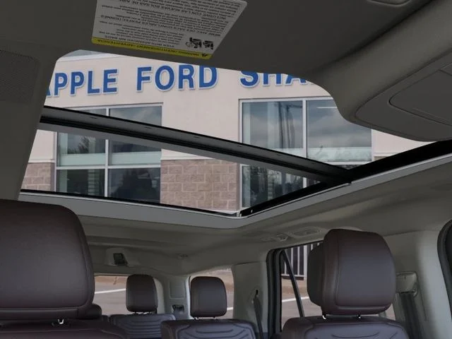 New 2026 White Ford Platinum image 22