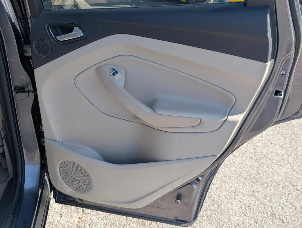 Used 2013 Gray Ford SEL image 25