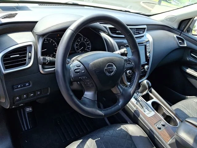 Used 2020 White Nissan Platinum Intelligent AWD image 16