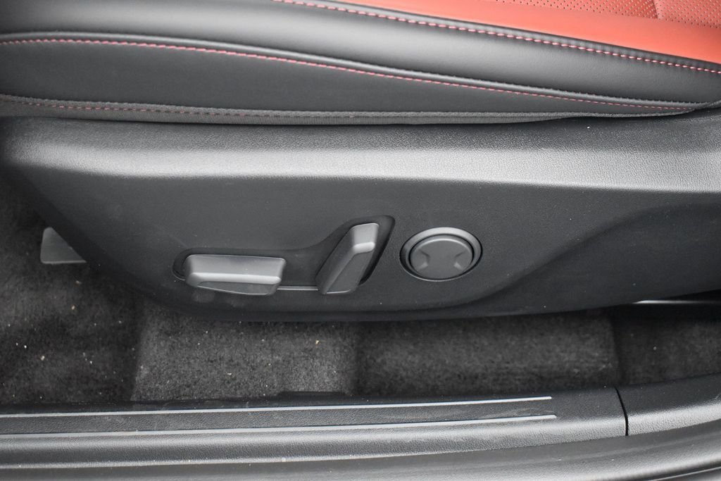 New 2026 Snow White Pearl Kia GT-Line image 8