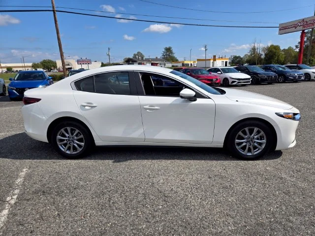 Used 2023 White Mazda 2.5 S image 9