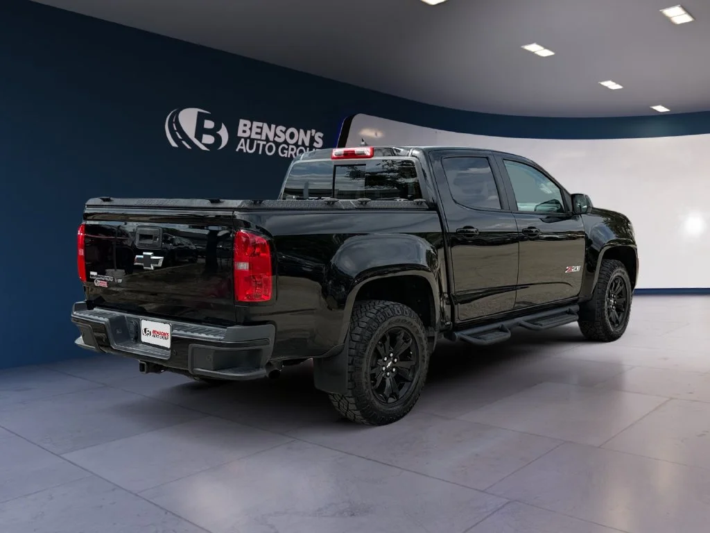 Used 2019 Black Chevrolet Z71 image 5