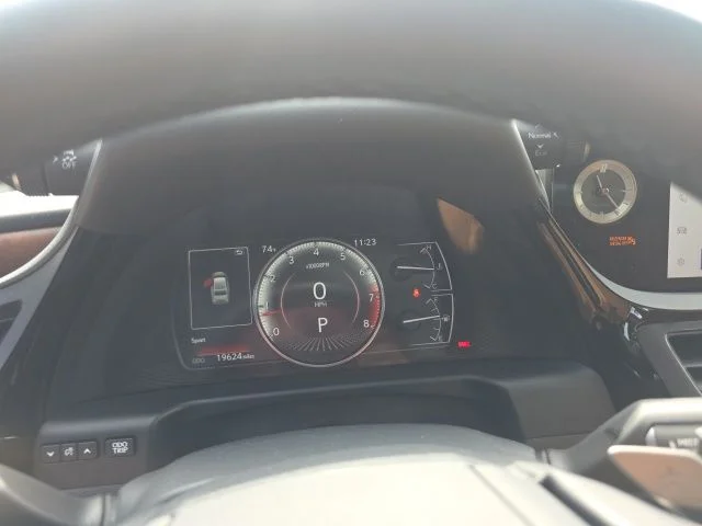 Used 2025 White Lexus 350 image 20