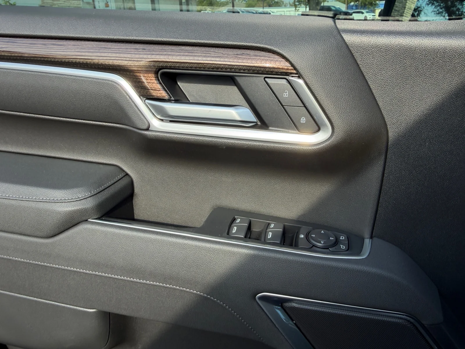 New 2026 Summit White Chevrolet LT image 11