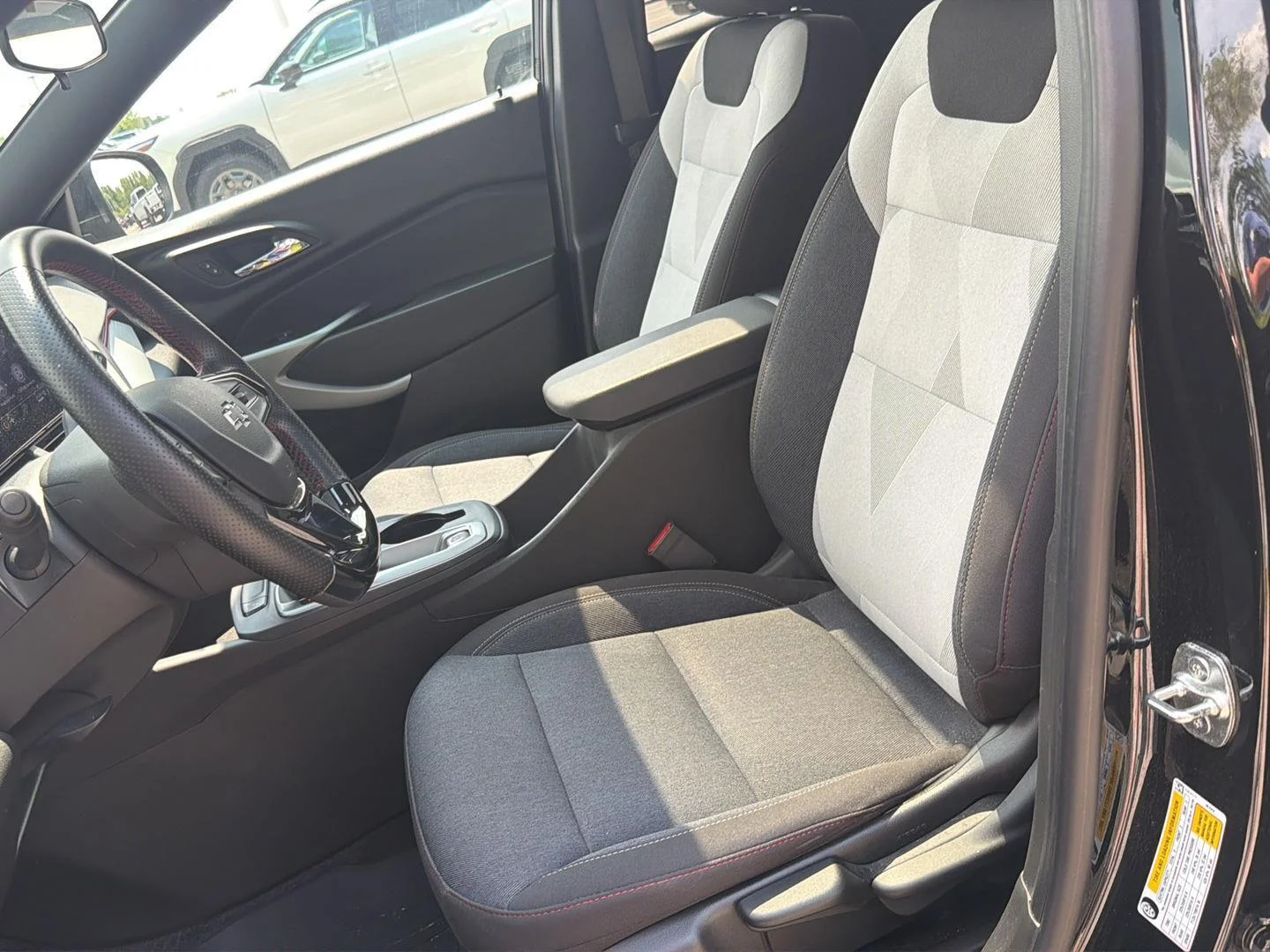 Used 2024 Mosaic Black Metallic Chevrolet 1RS image 16