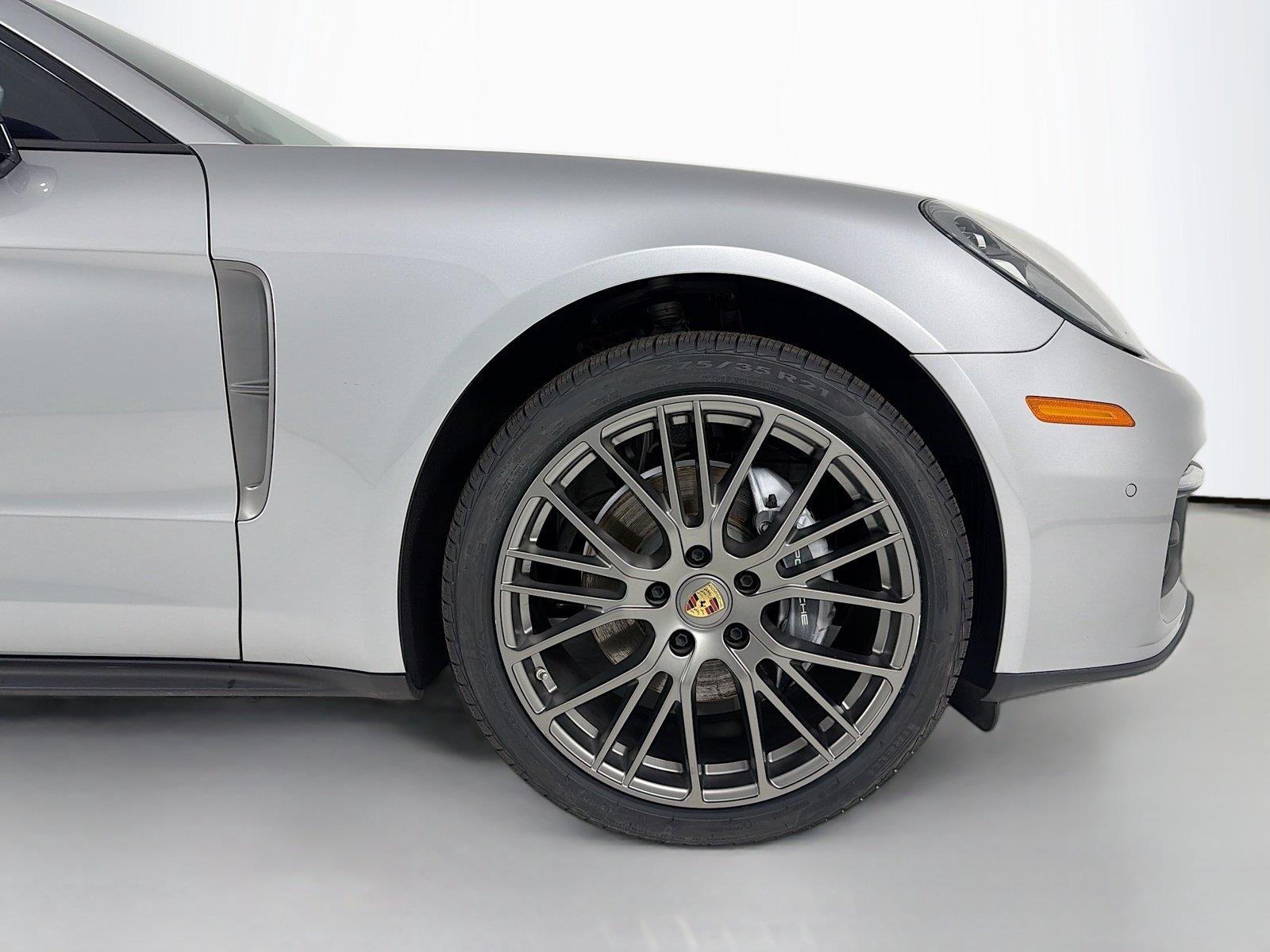 Used 2023 GT Silver Metallic Porsche Platinum Edition image 30