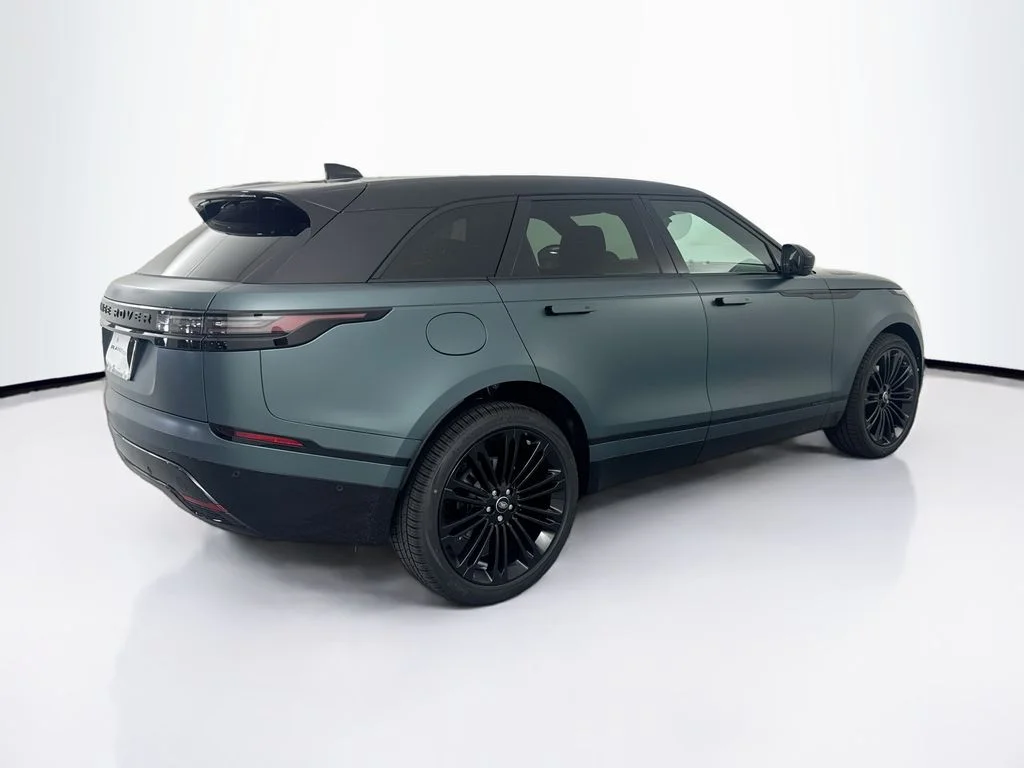 New 2026 Giola Green Land Rover Belgravia Edition image 5