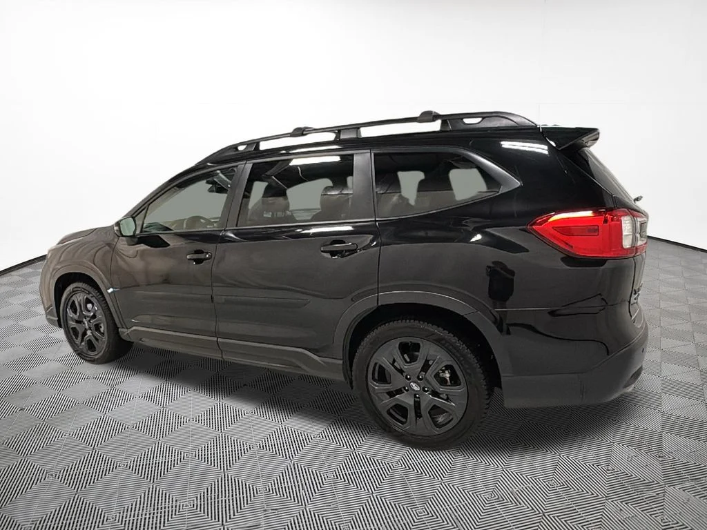 Used 2023 Black Subaru Onyx Edition image 12