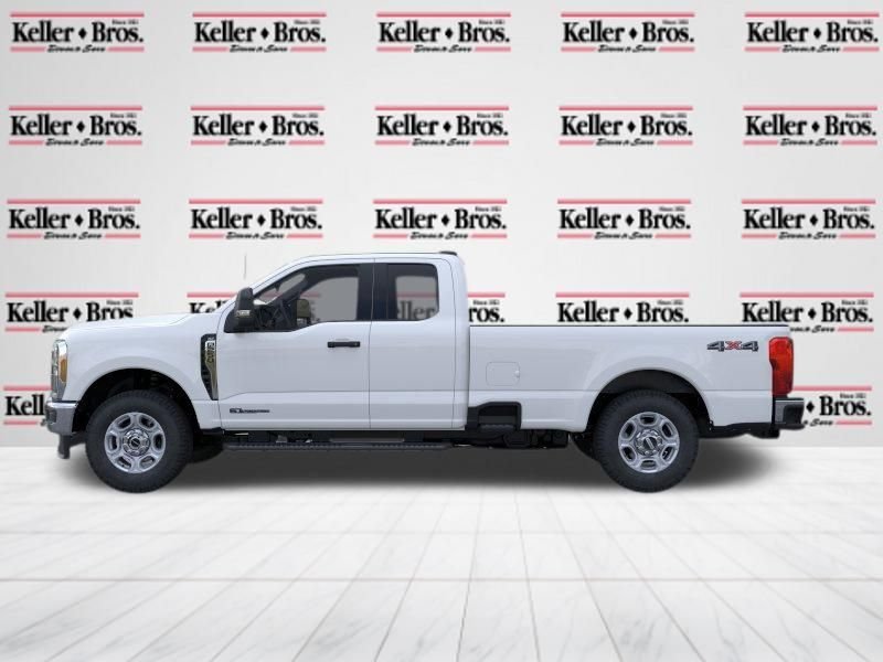 New 2026 Oxford White Ford XLT image 4