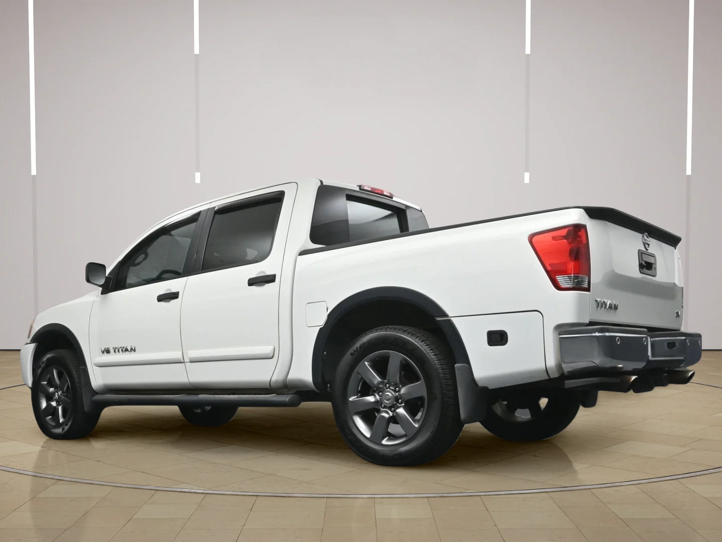Used 2015 Glacier White Nissan SV image 22